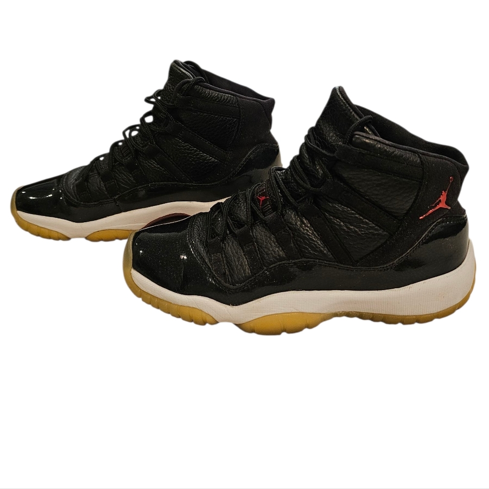 Jordan Nike Air XI 11 "72-10" Retro Black Red 378037 Sz Youth 6 EUC
